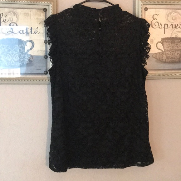 2 for $20. Beautiful brocade blouse no sleeves ! - Picture 2 of 4